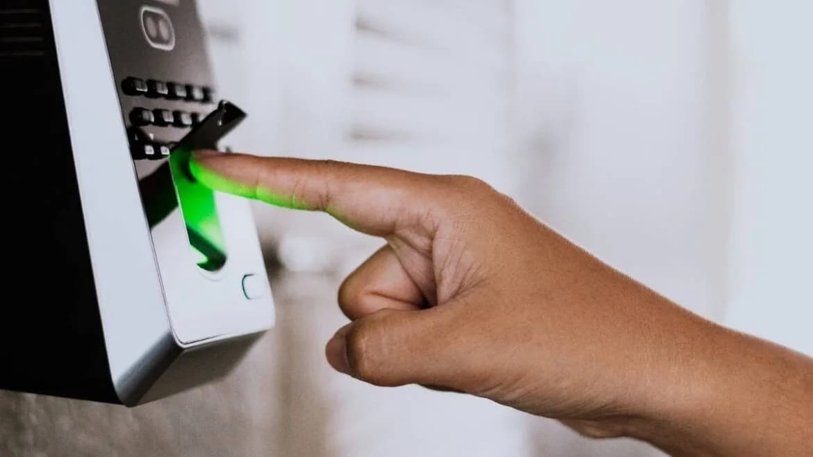 Smart Time Attendance System for Workforce Management