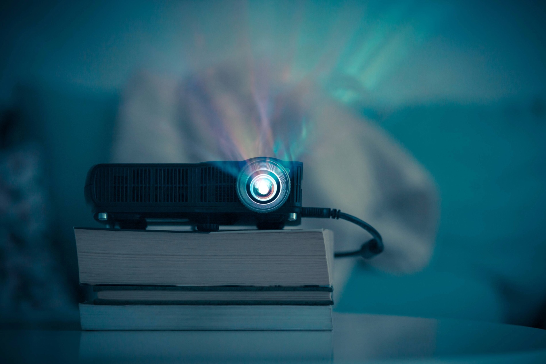 small-lcd-video-projector-on-table-in-living-room-2024-10-31-04-28-54-utc small-lcd-video-projector-on-table-in-living-room-2024-10-31-04-28-54-utc